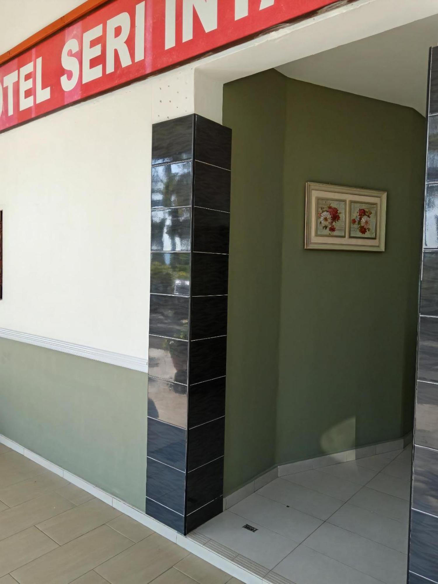 Hotel Seri Intan Tampin Exteriör bild